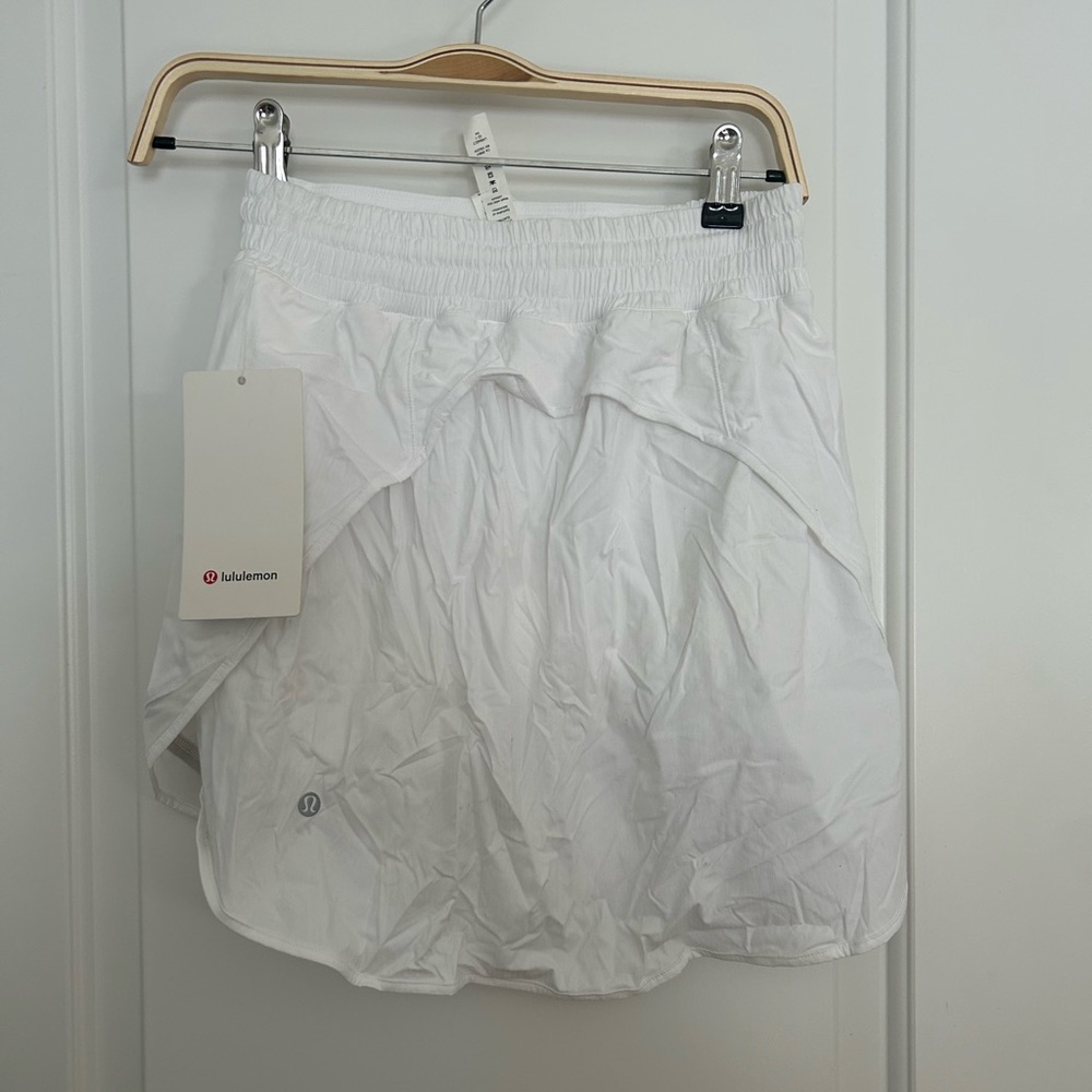 Lululemon Hotty Hot HR Skort Long in White - Picture 6 of 6